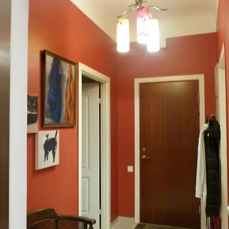With Character, Old Town Apartamento
